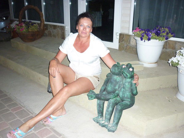 Елена Янова