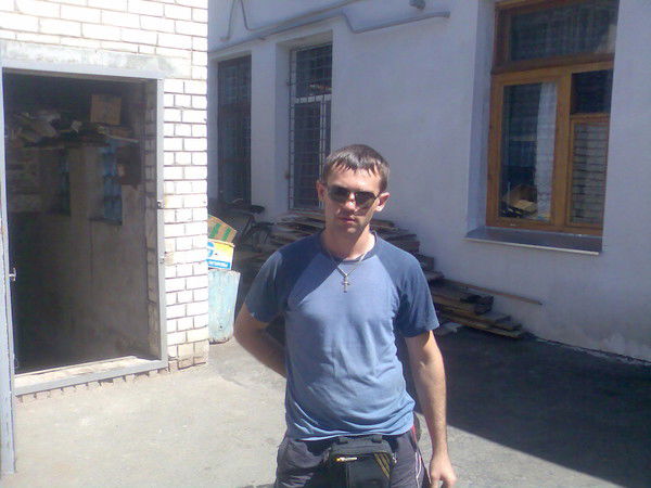 Женя Манжура