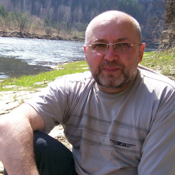 Александр Томилов