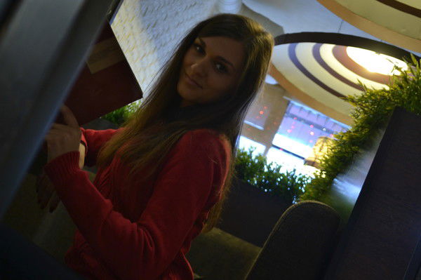 Анжела Завизион