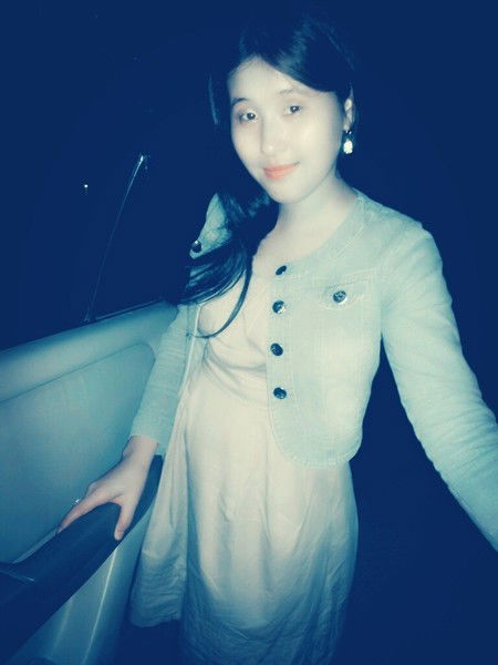 Айгерим .....))