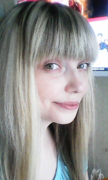 Оля Манылова