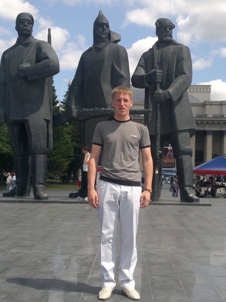 Александр Комолов