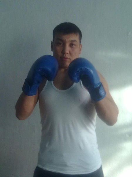 Марс Асанов