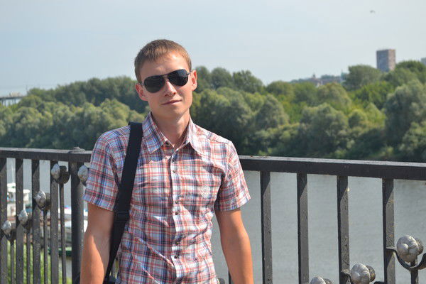 Андрей Авишин