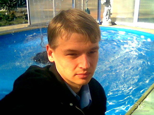 Денис Великжанин