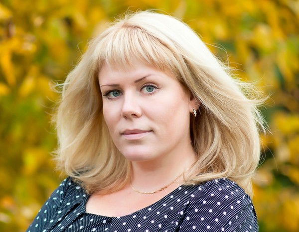 Елена Красноперова