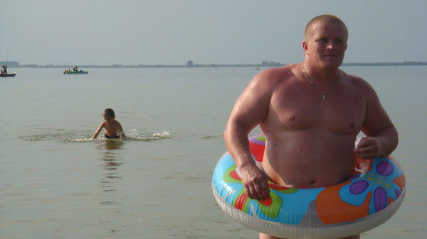 Анатолий Барнев