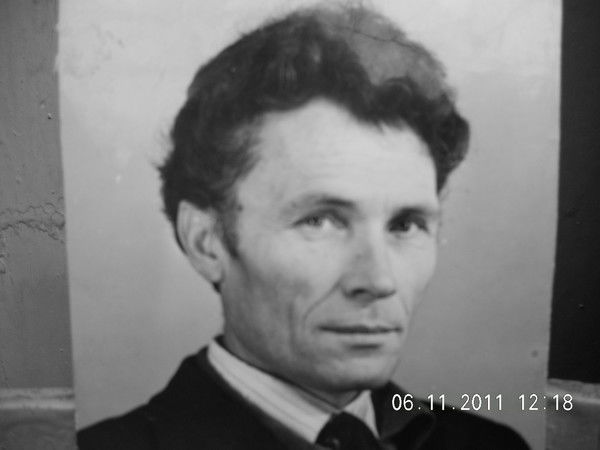 Анатолий Добровольский