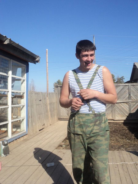 Олег Лавренов