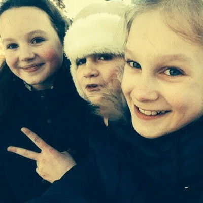 Женечка Емельянова