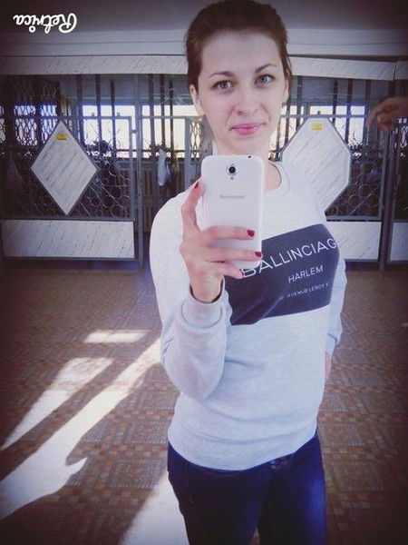 Комочкова Елена