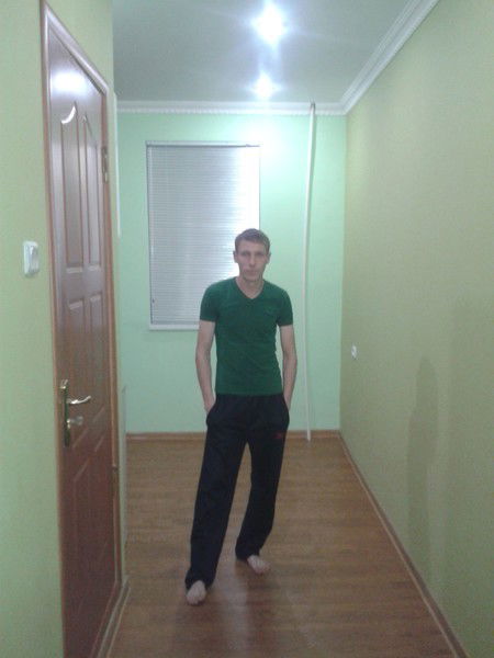 Анатолий Карабаев