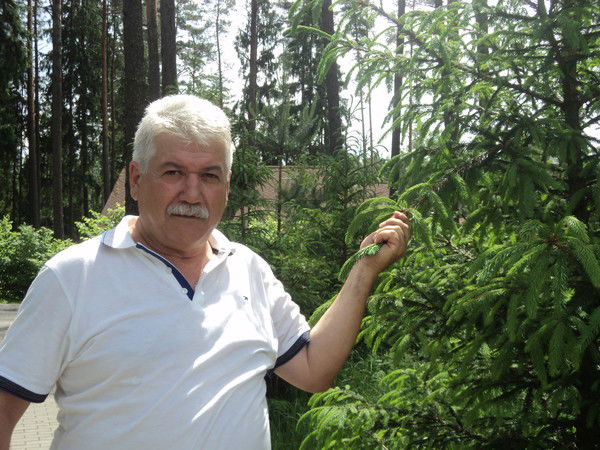 Руслан Алиша