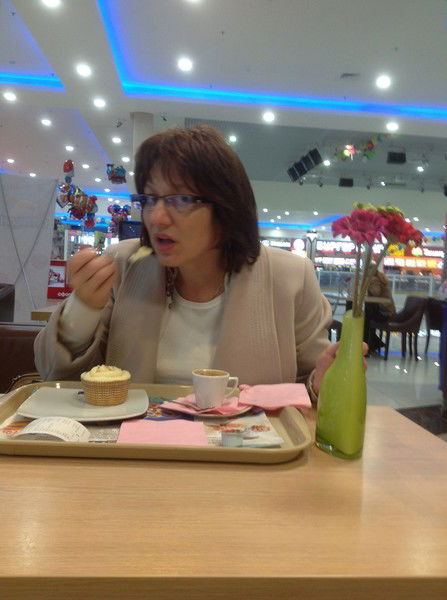 Елена Ахвердиева