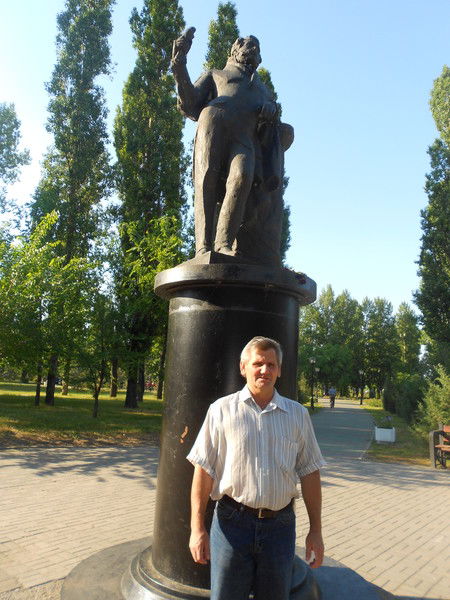 Анатолий Любименко