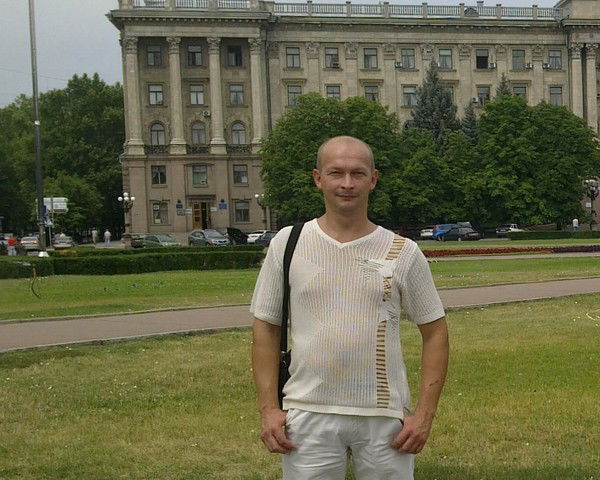 Александр Харитонов