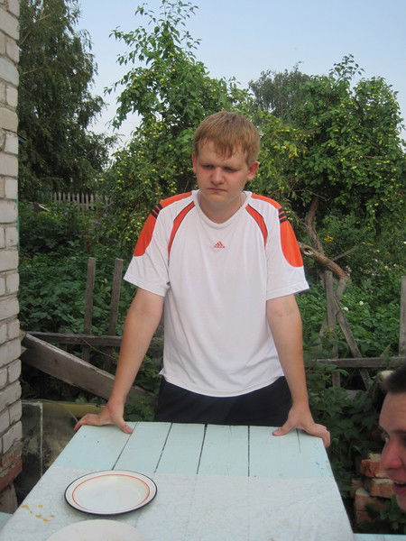 Макс Степаненко