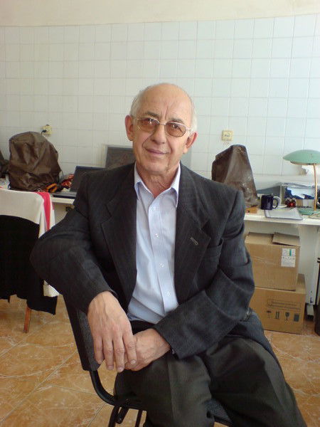 Иван Иванов