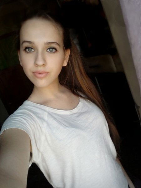 Аня Савенко