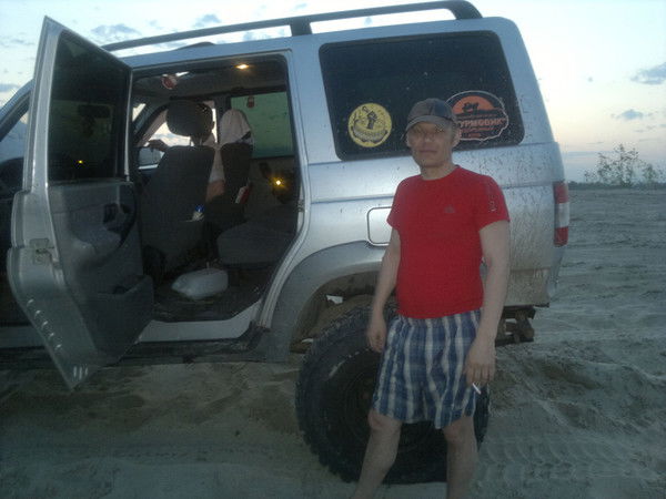 Олег Пономарев