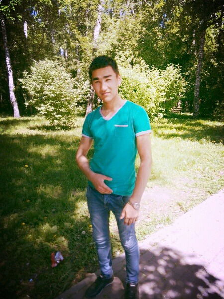 Максат Валентин