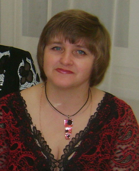 Надежда Перова