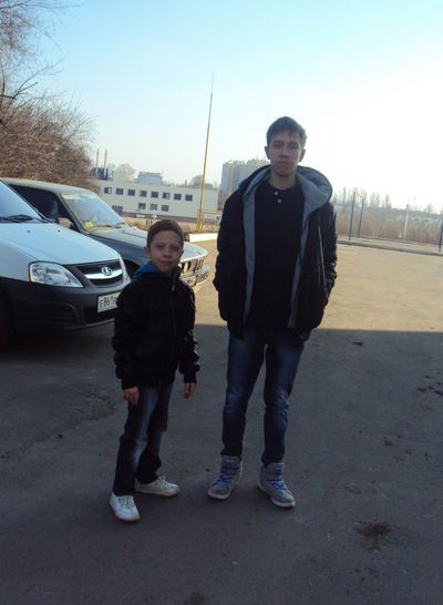 Рома Головин