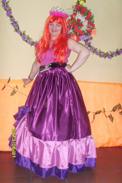 Светлана Светлая