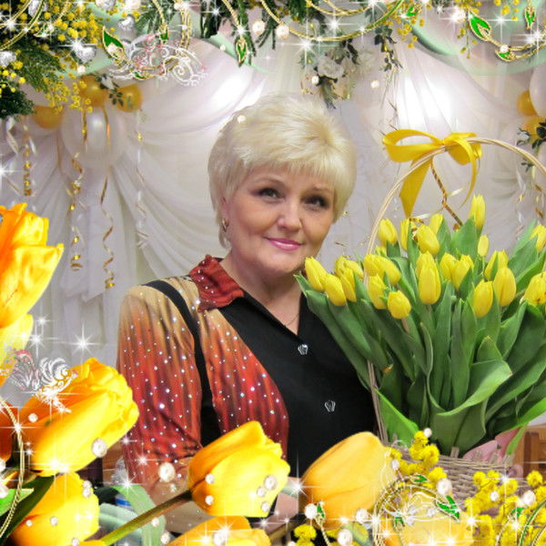 Надя Державина