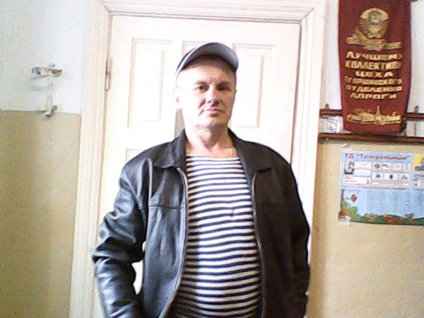 Владимир Комаровских