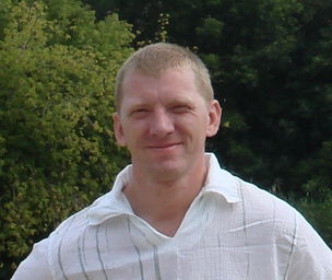 Андрей Вахрушев