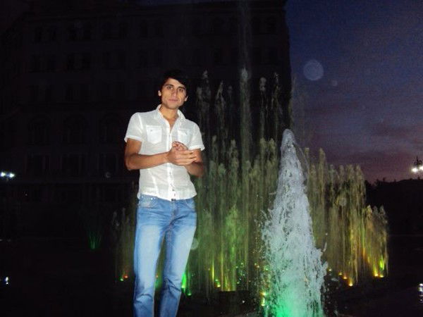 Кахрамон Ниёзов