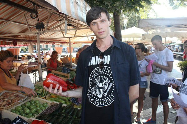 Неизвестно Неизвестно