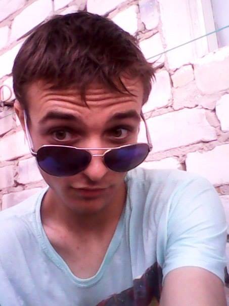 Коля Усович