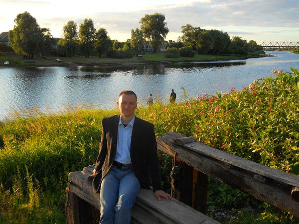 Александр Петров