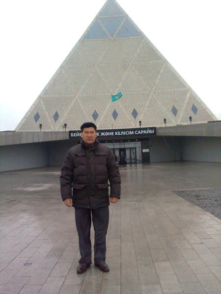 Мухтар Онгаров