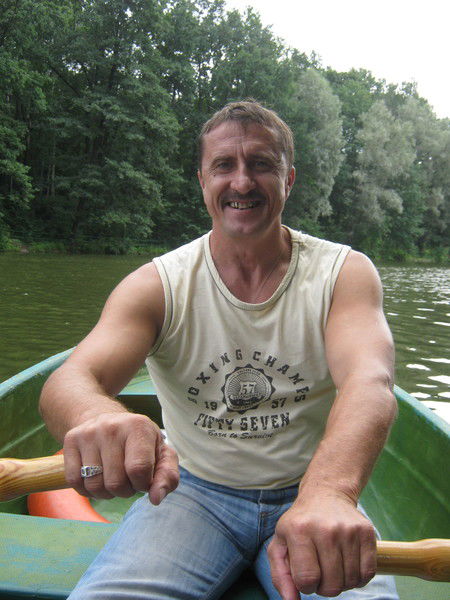 Юрий Романов