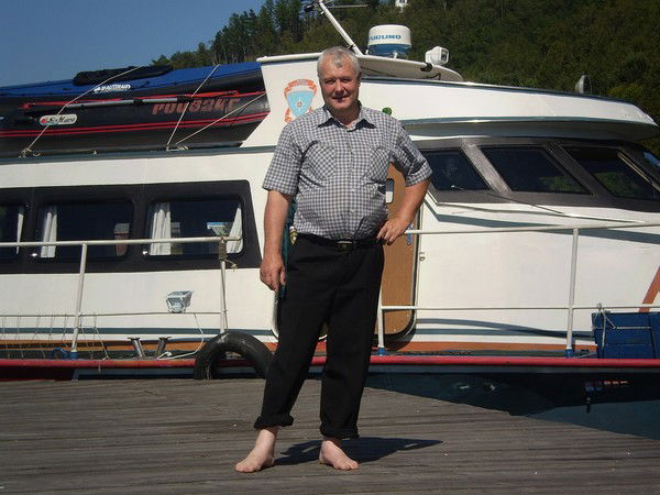 Анатолий Богданов