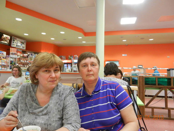 Елeнa Романец