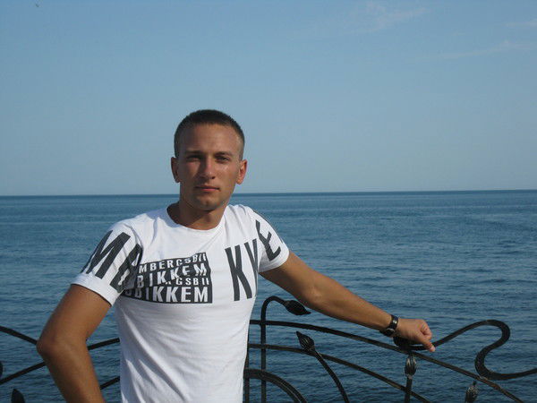 Евгений Кононенко