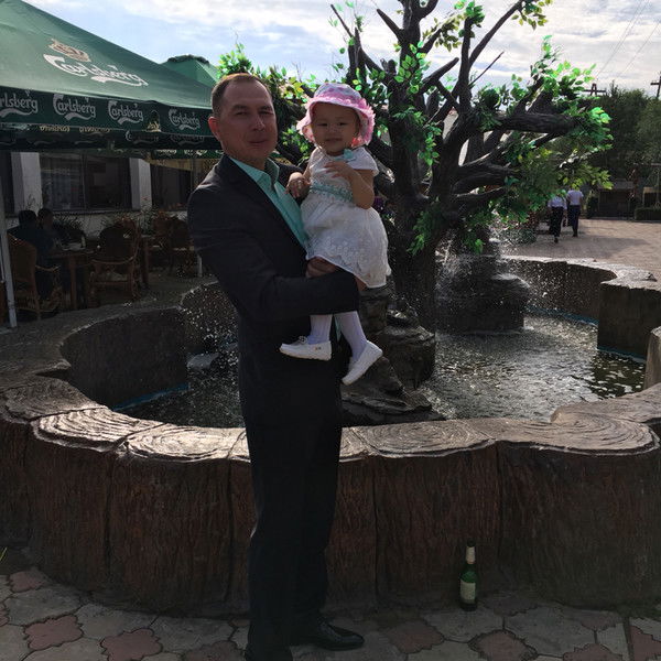 Руслан Рахатов