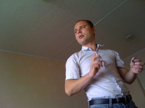 Слава Леонов