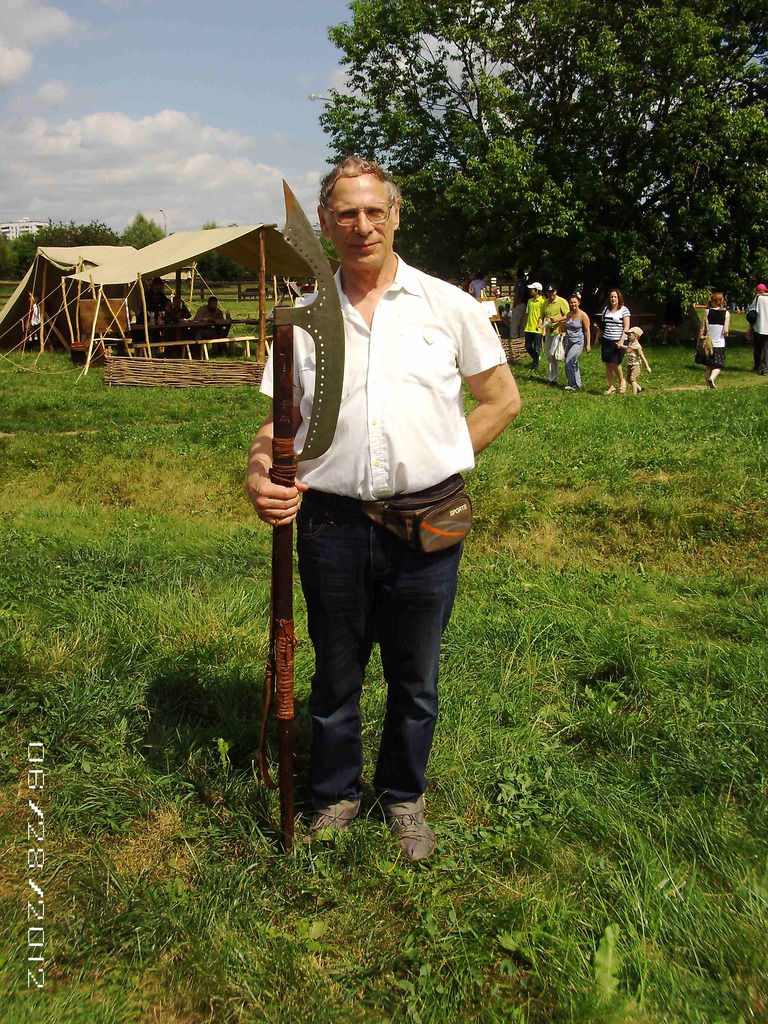 Евгений Попов