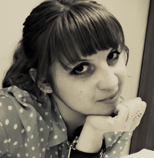 Олечка Вострикова