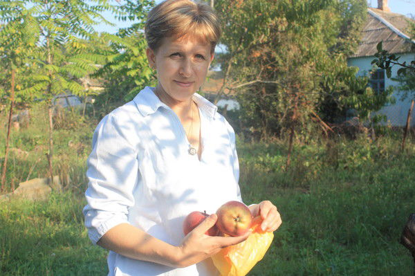 Наташа Консул