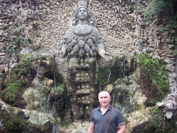 Игорь Иванов