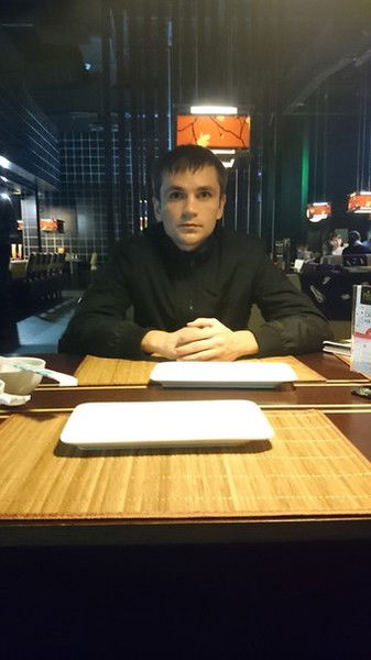 Роман Айрапетов