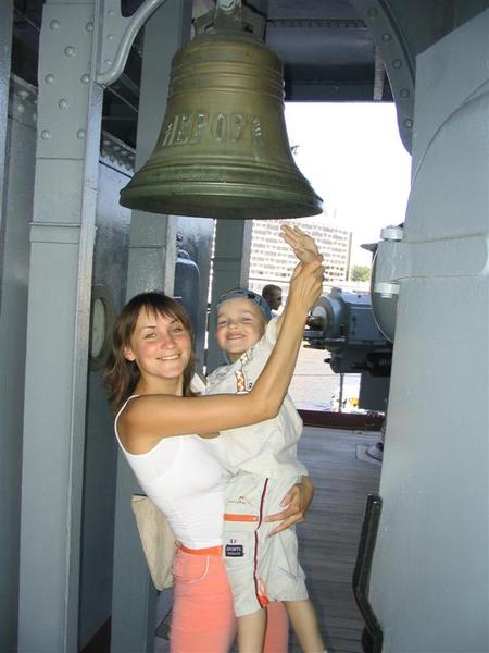 Тоня Жарова