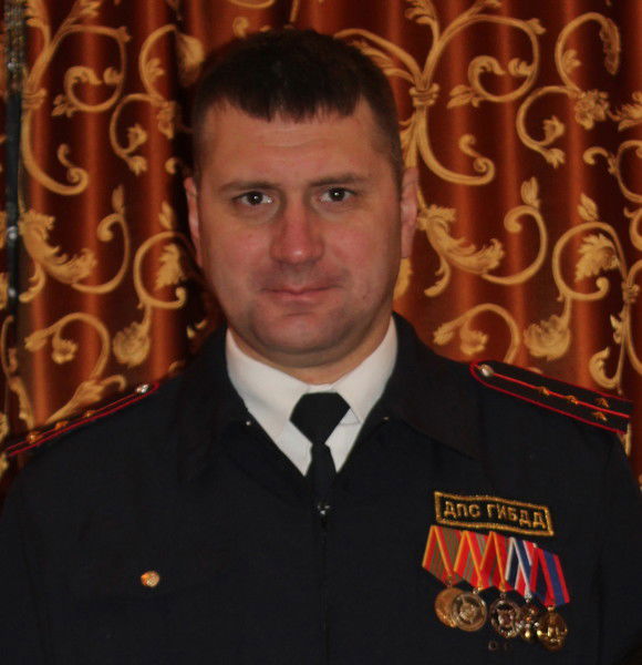 Михаил Устинов